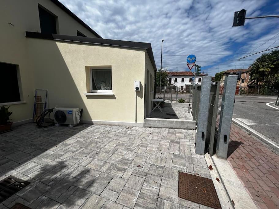 Casa Rielta, Tram E Parking Appartement Mestre Buitenkant foto
